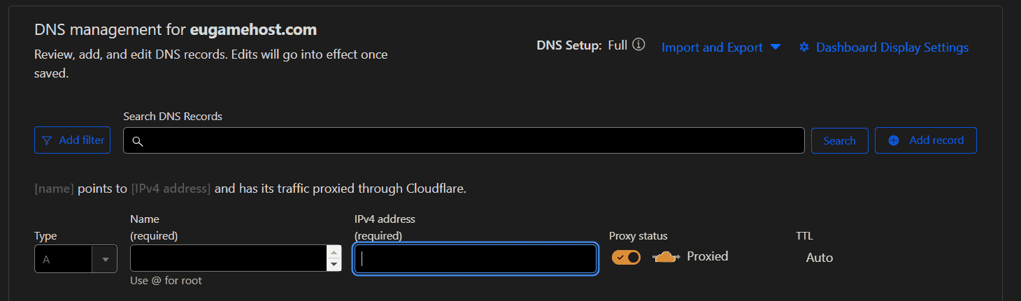 Éditeur d'enregistrement DNS Cloudflare montrant un enregistrement A nommé play avec le statut de proxy réglé sur DNS Only